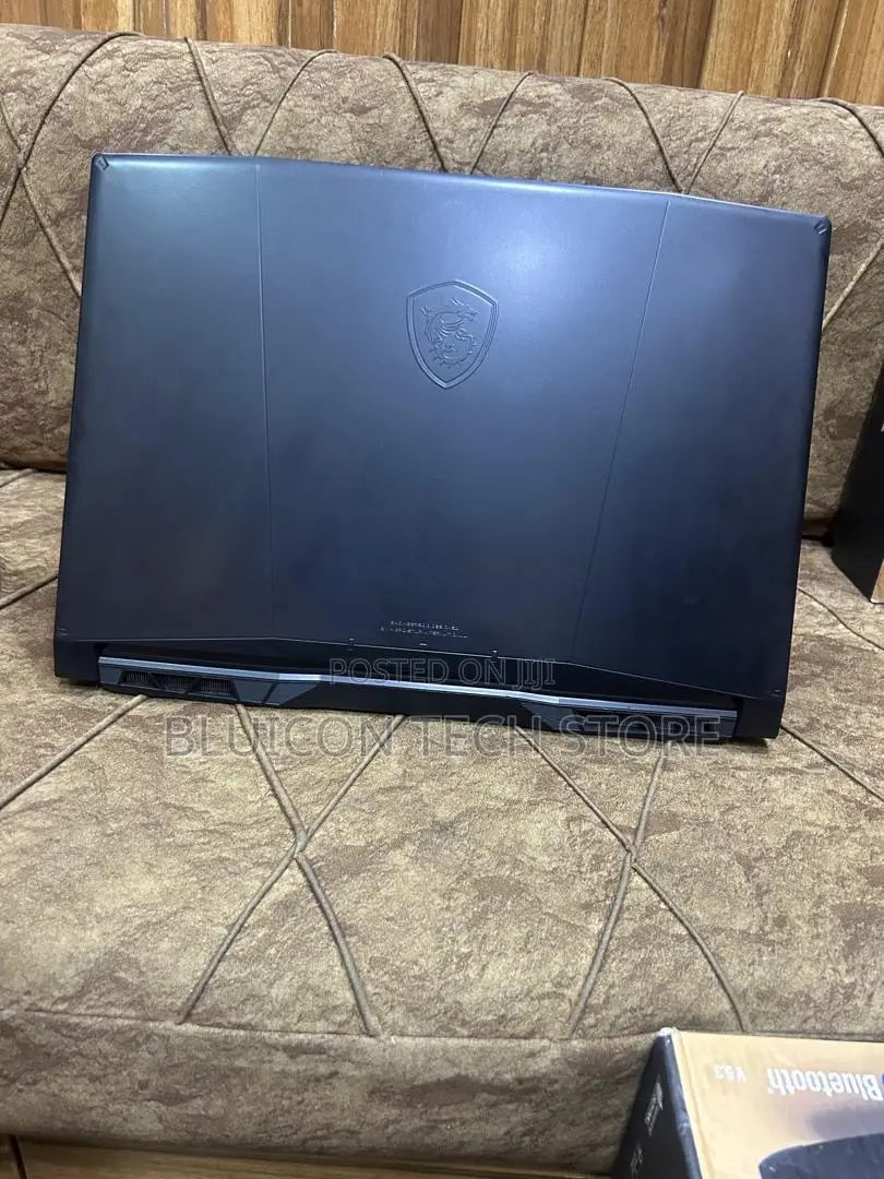 Laptop MSI Katana 15 16GB Intel Core i7 SSD 1T