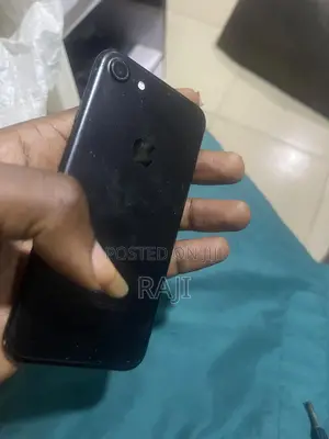 Apple iPhone 7 128 GB Black