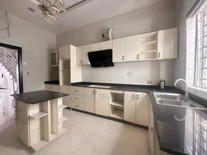 4bdrm Duplex in Oral Estate, Ikota for rent