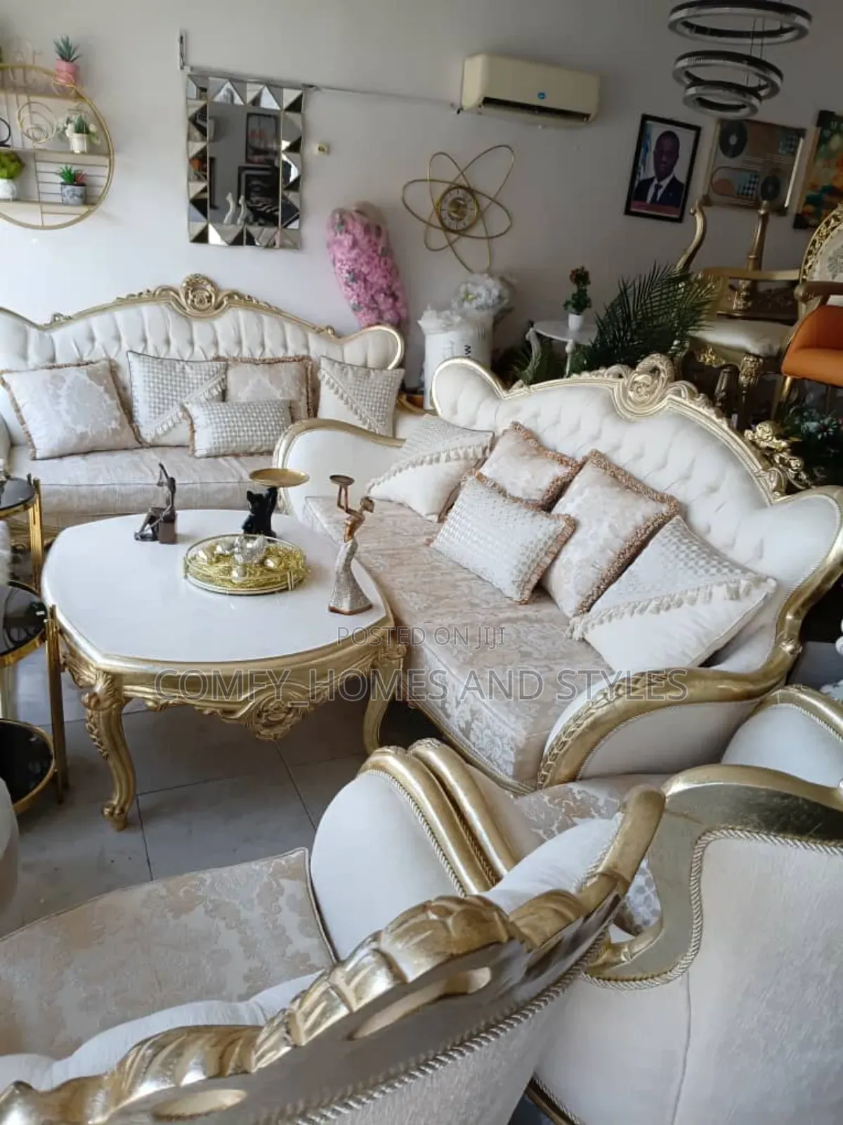 Royal Sofa