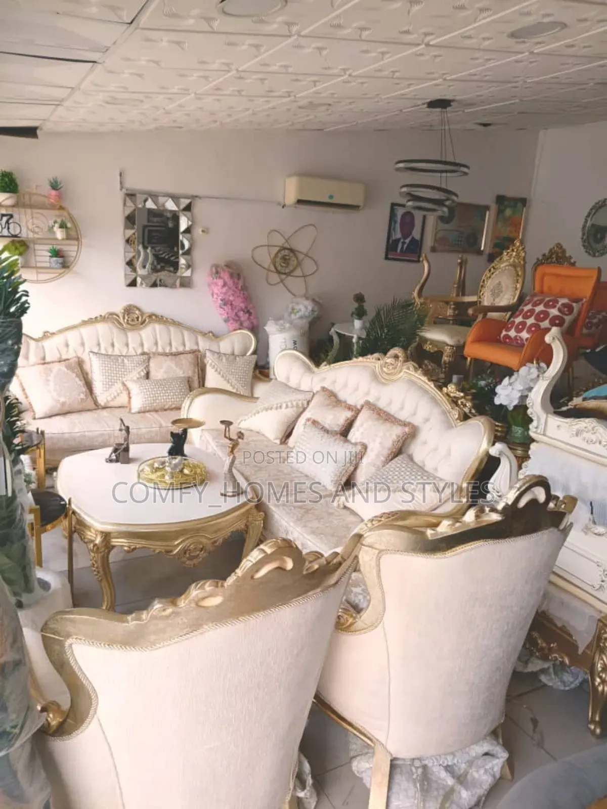 Royal Sofa