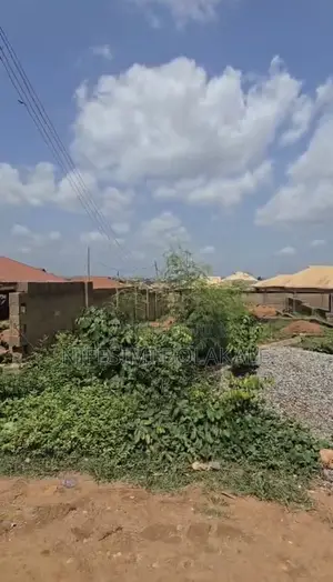 A Plot Of Land With Borehole, Fenced At Idi-ishin Quarters Elewuro