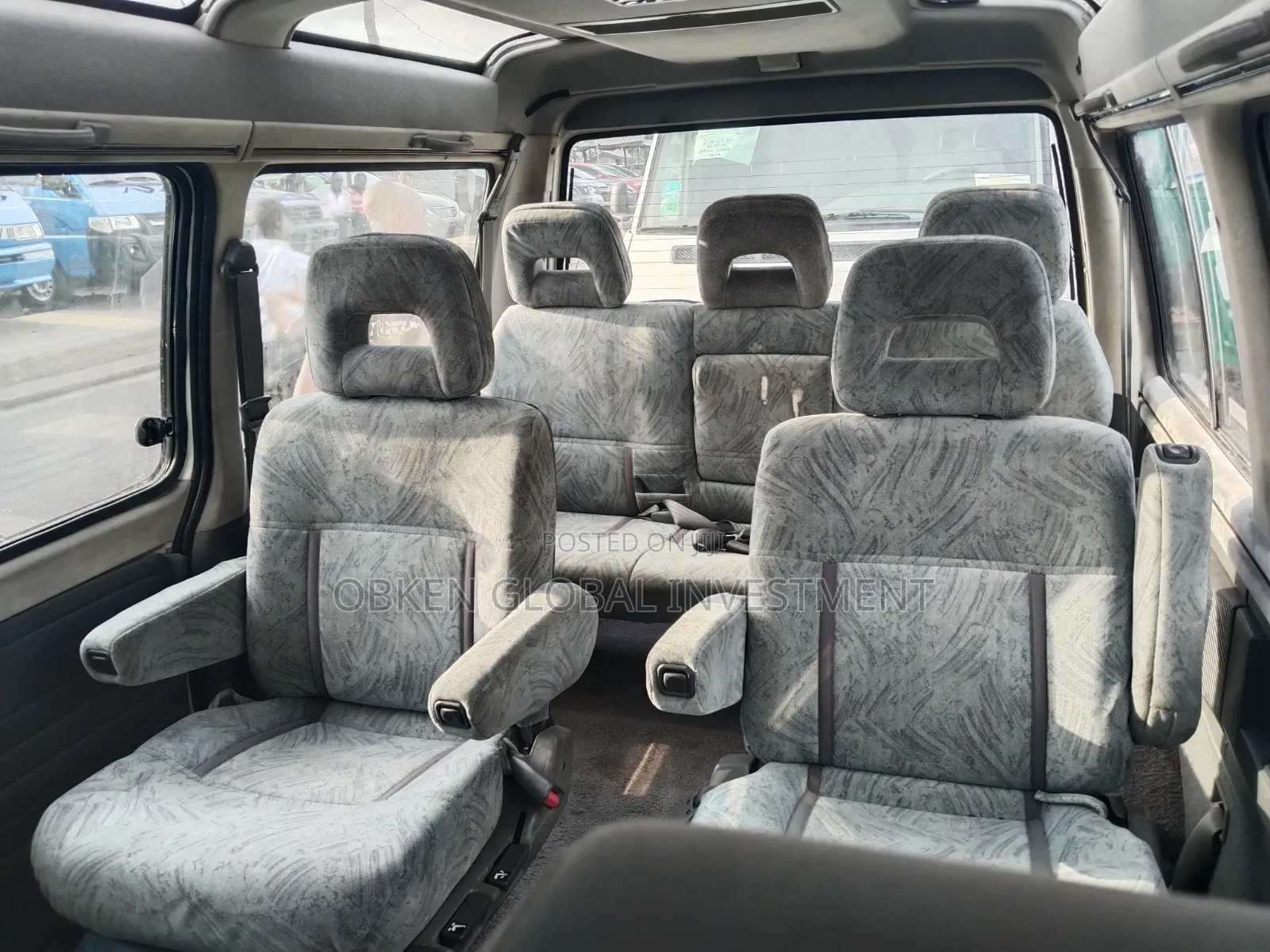 Mitsubishi L300 2005 White