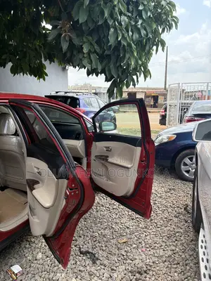 Toyota Venza XLE 2010 Red