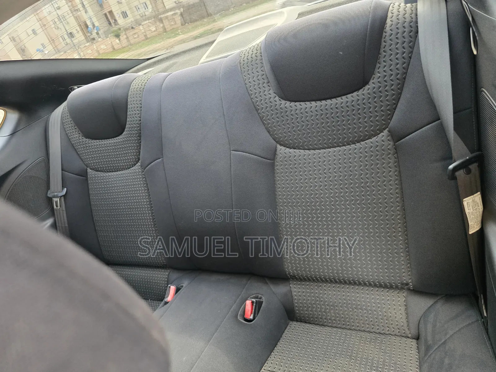Hyundai Genesis 2010 Silver