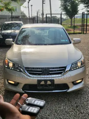 Honda Accord EX-L V-6 4dr Sedan (3.5L 6cyl 6A) 2015 Gold