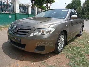 Toyota Camry 2011 Gray