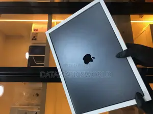 Apple MacBook Pro 2023 M3 Pro 16-inch 36GB Apple M3 Pro SSD 512GB