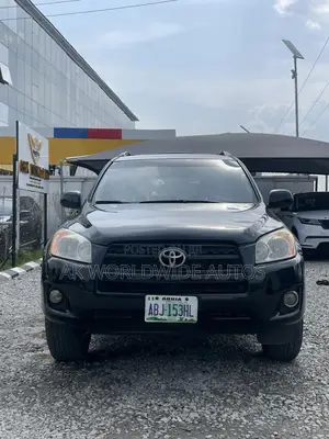 Toyota RAV4 2010 Black