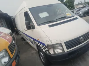 Volkswagen Transporter 2005 White