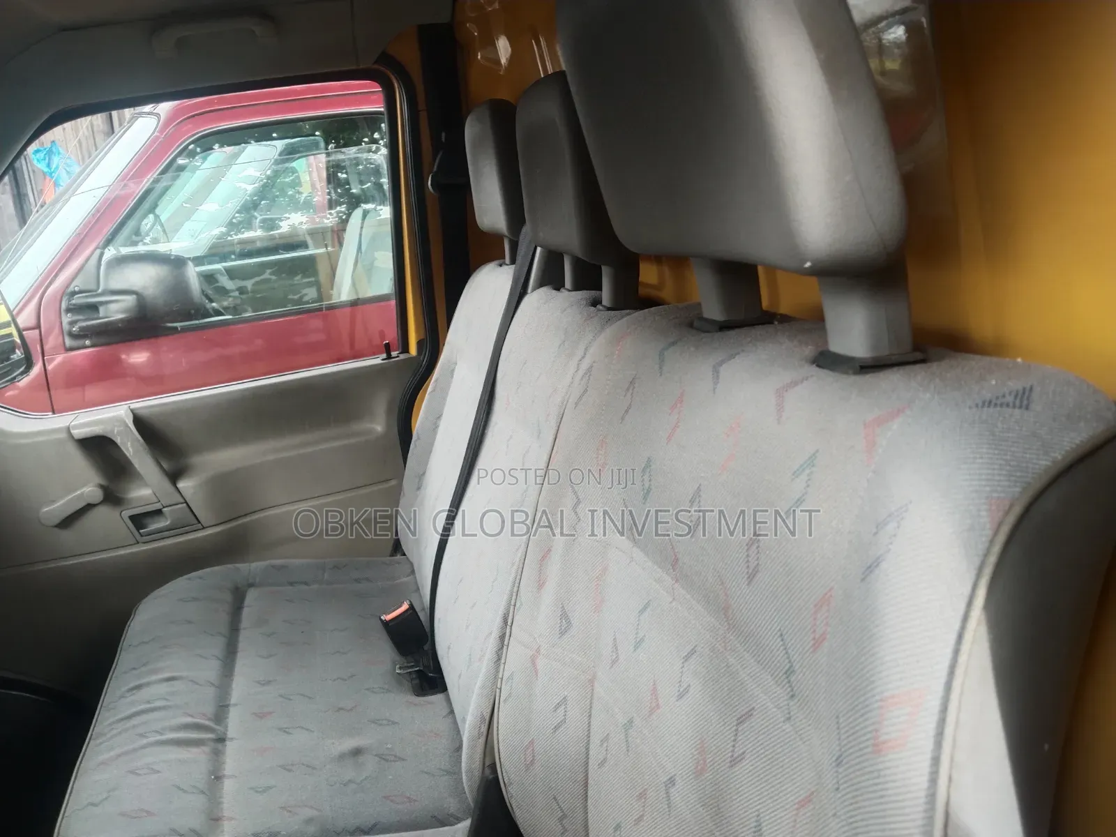 Volkswagen Transporter 2005 Yellow
