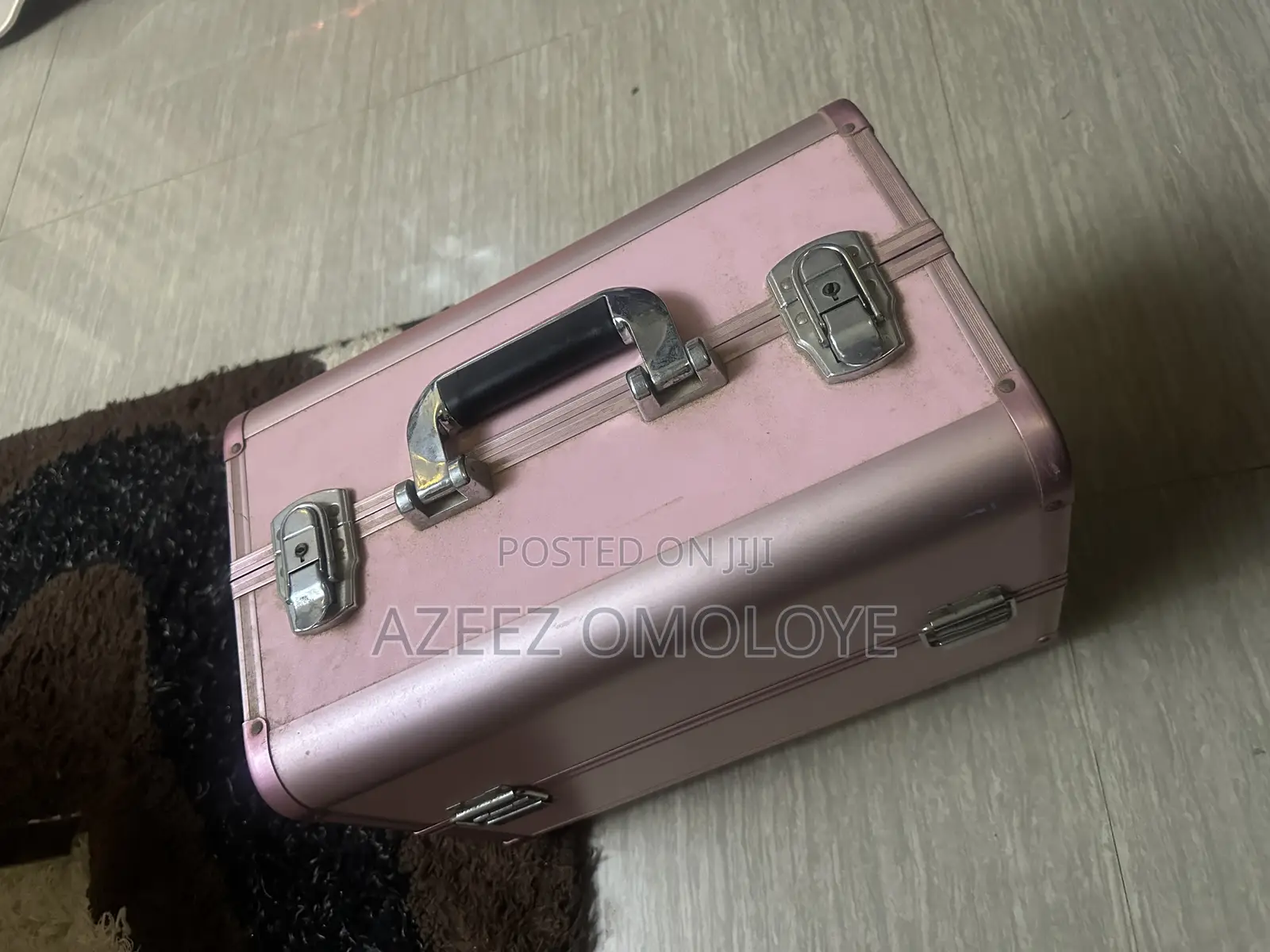 Make Up Box