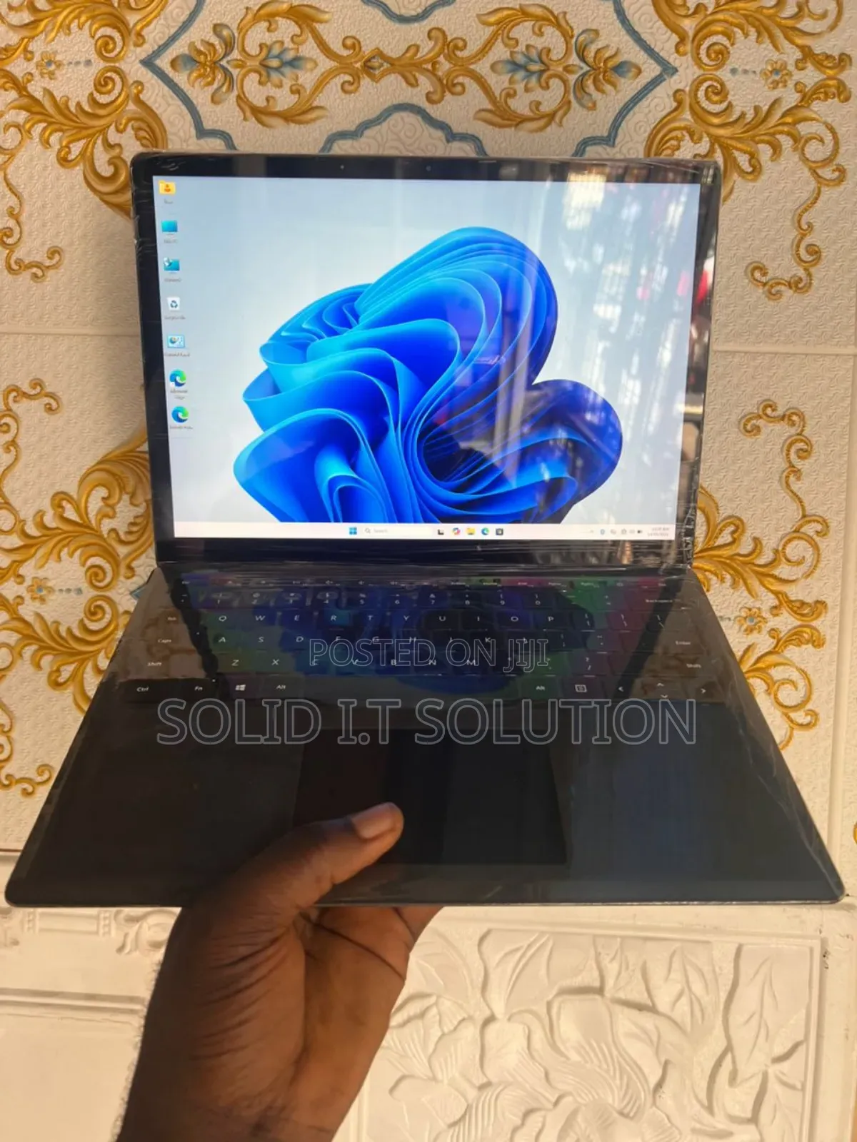 Laptop 8GB Intel Core i7 SSD 256GB