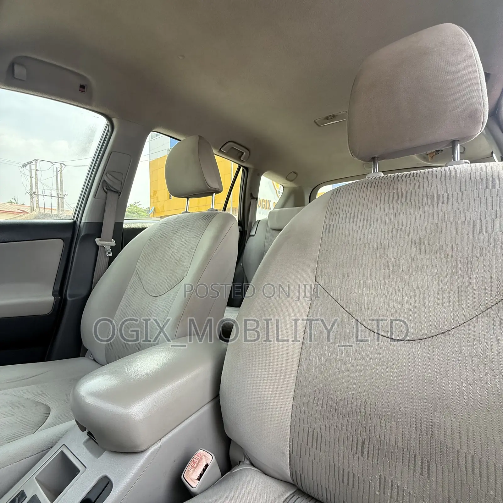 Toyota RAV4 2010 Black
