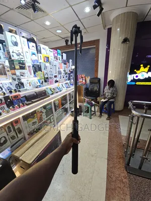C08 Stable Stable Selfie Stick Tripod