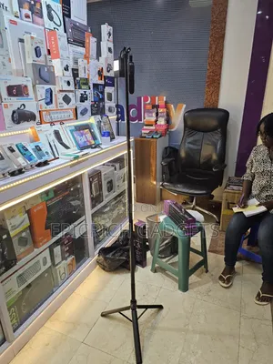 C08 Stable Stable Selfie Stick Tripod