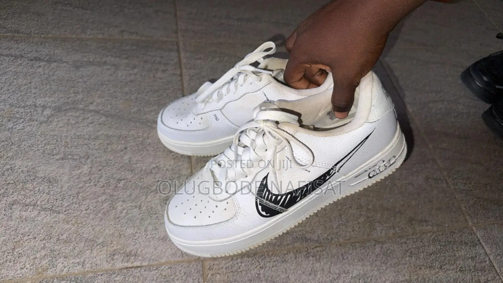 Sneakers Size 41