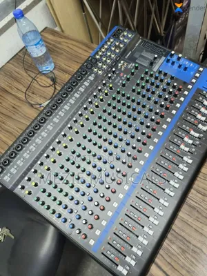 Yamaha Mixer