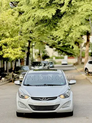 Hyundai Elantra Limited 4dr Sedan (1.8L 4cyl 6A) 2015 White