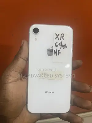 Apple iPhone XR 64 GB White