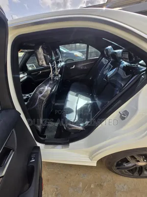 Mercedes-Benz C300 2012 White