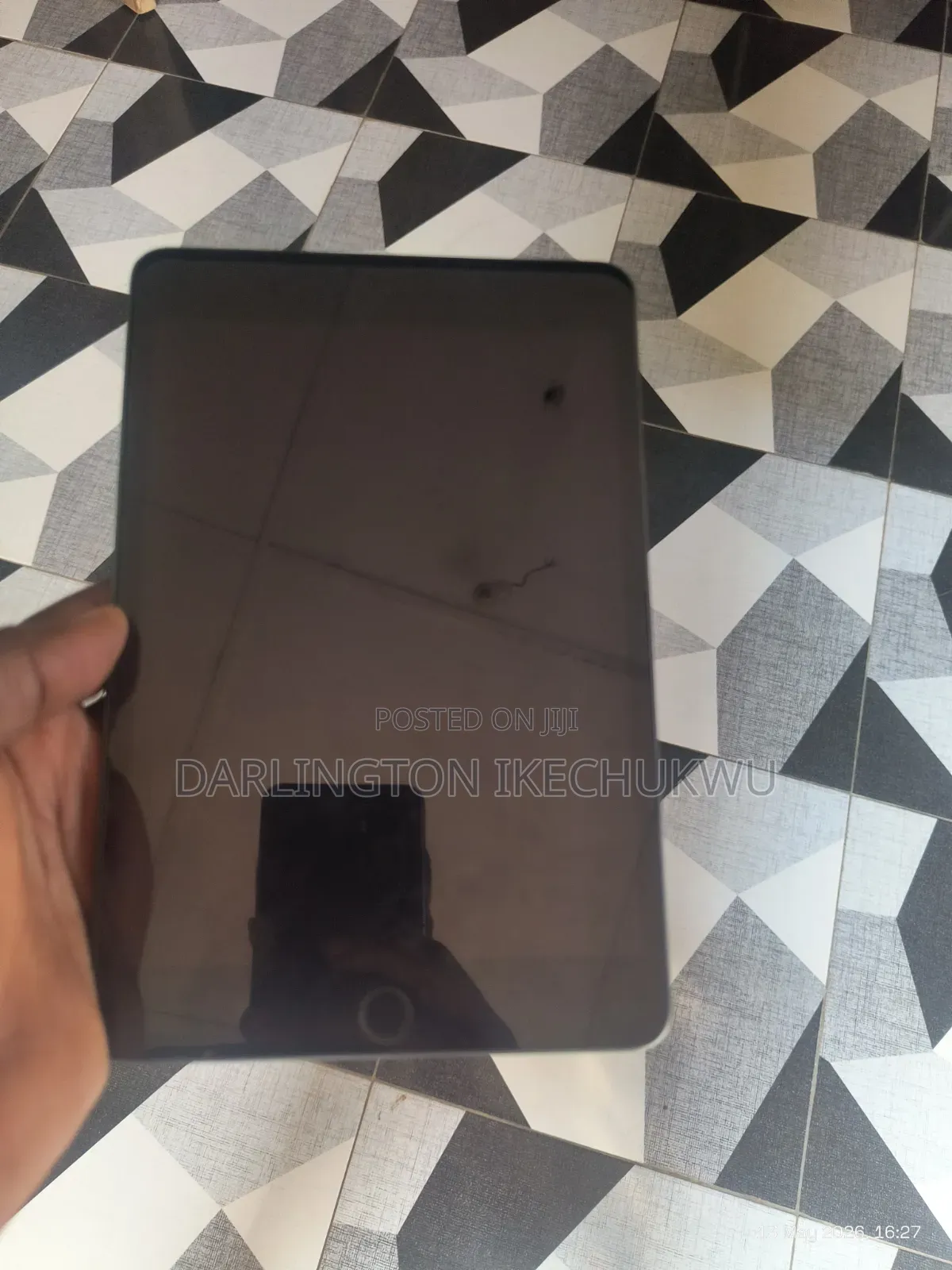 Apple iPad mini 5 64 GB Gray