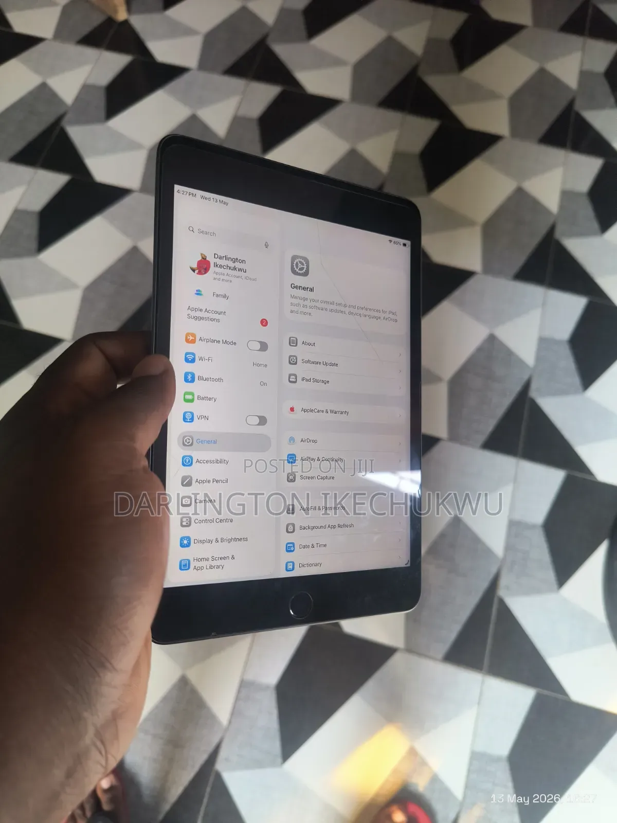 Apple iPad mini 5 64 GB Gray