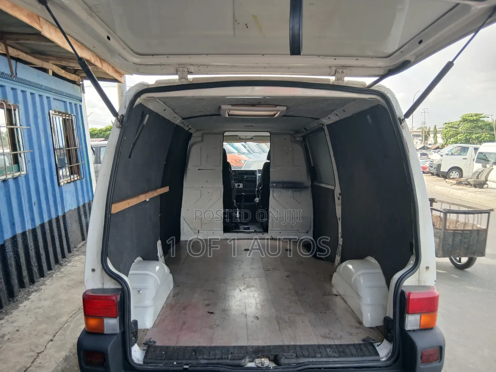 Volkswagen Transporter 2005 White