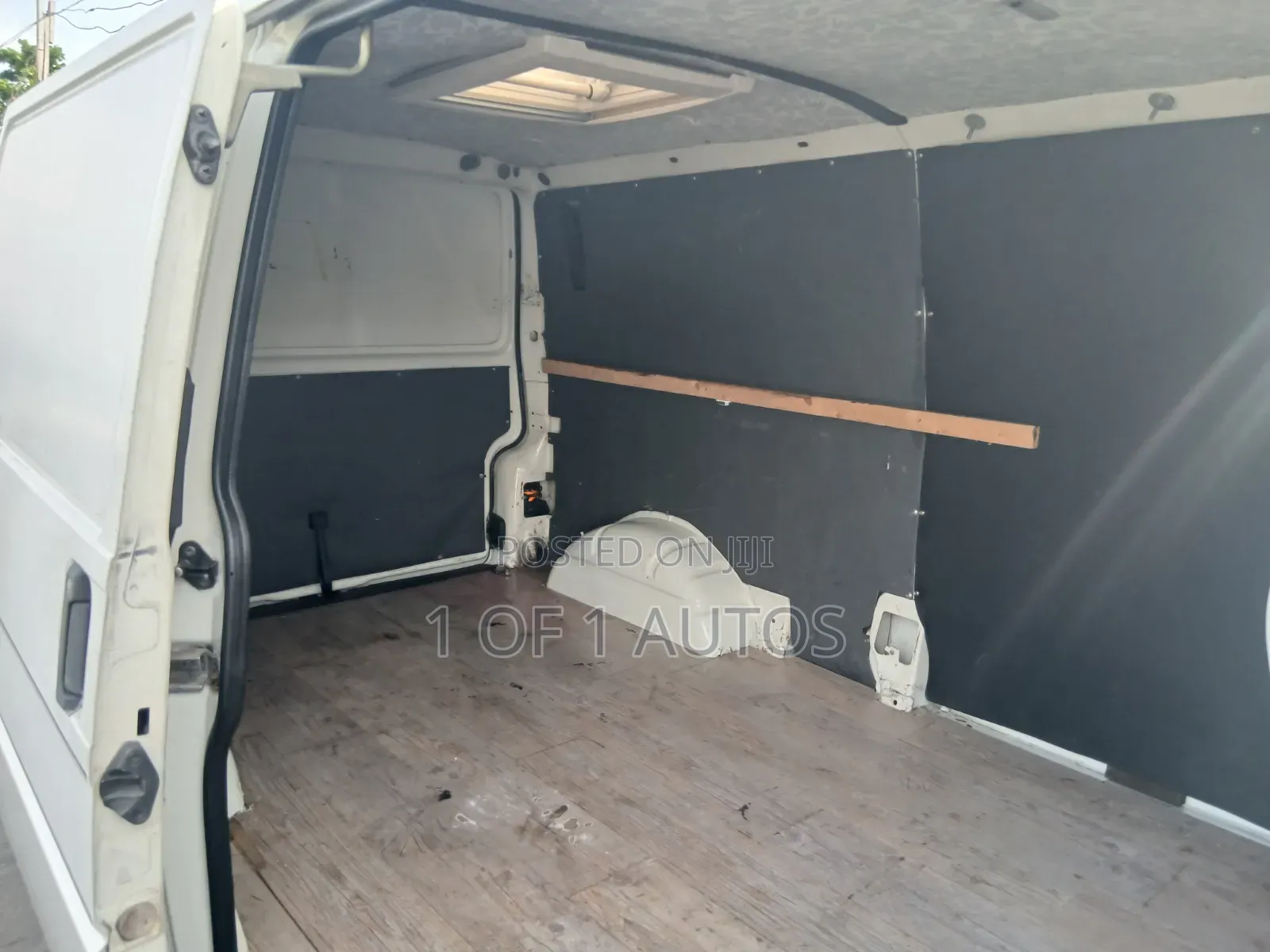Volkswagen Transporter 2005 White