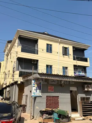 1bdrm Apartment in Yaba for sale