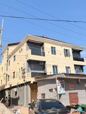1bdrm Apartment in Yaba for sale