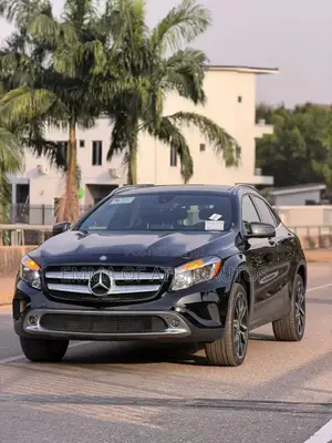 Mercedes-Benz GLA 250 2017 Black