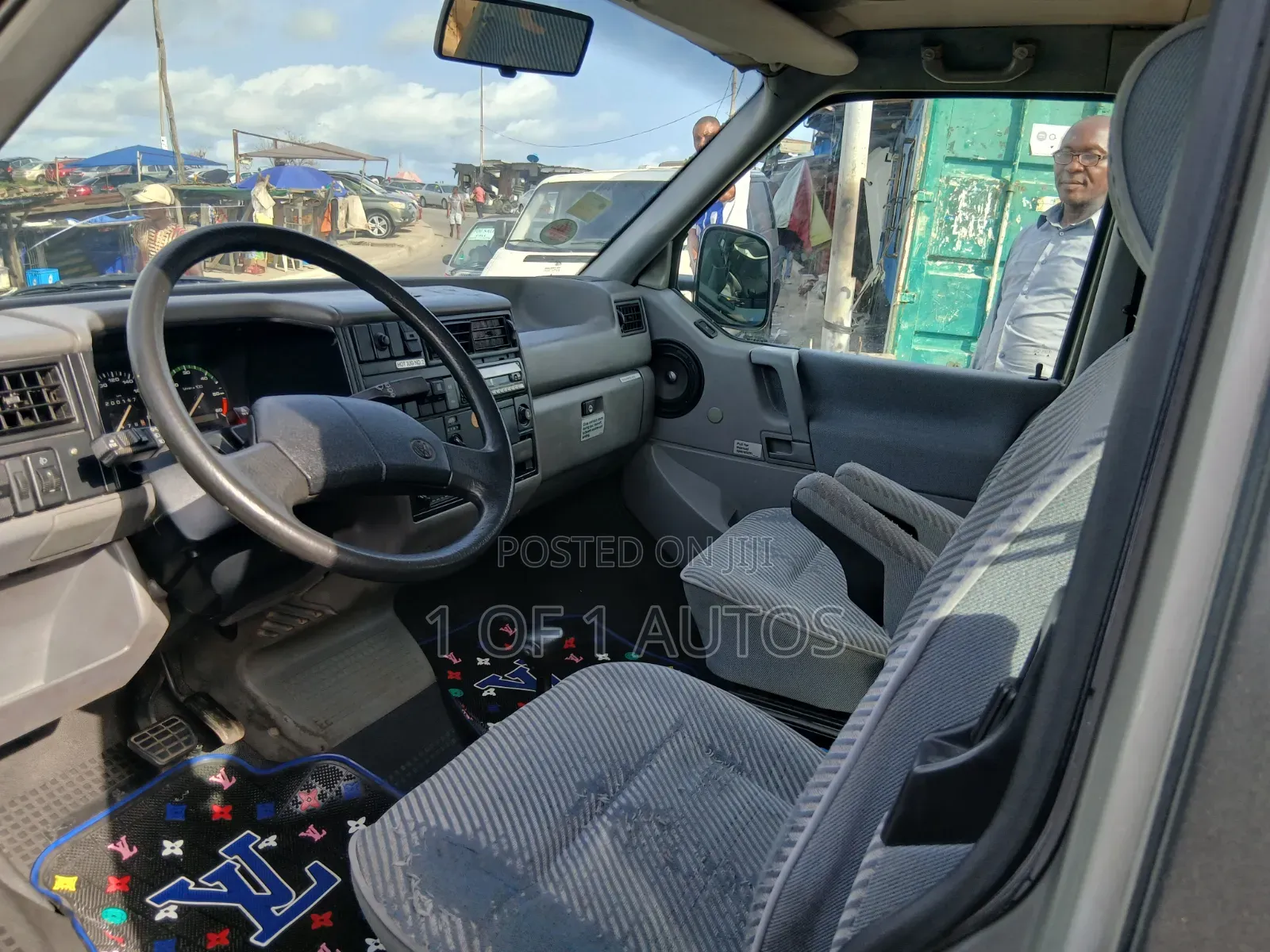 Volkswagen Transporter 2005 Grey