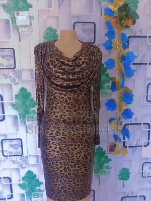 Woman Body Fitted Gawn