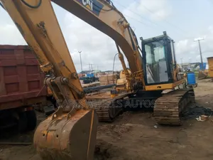Fairly Locally Used 320bl Caterpillar Excavator