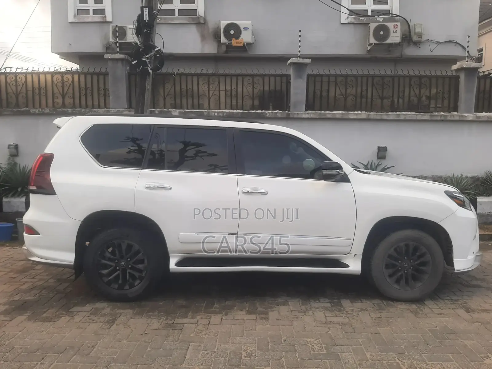 Lexus GX 2014 White