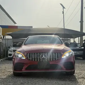 Mercedes-Benz C450 2016 Red