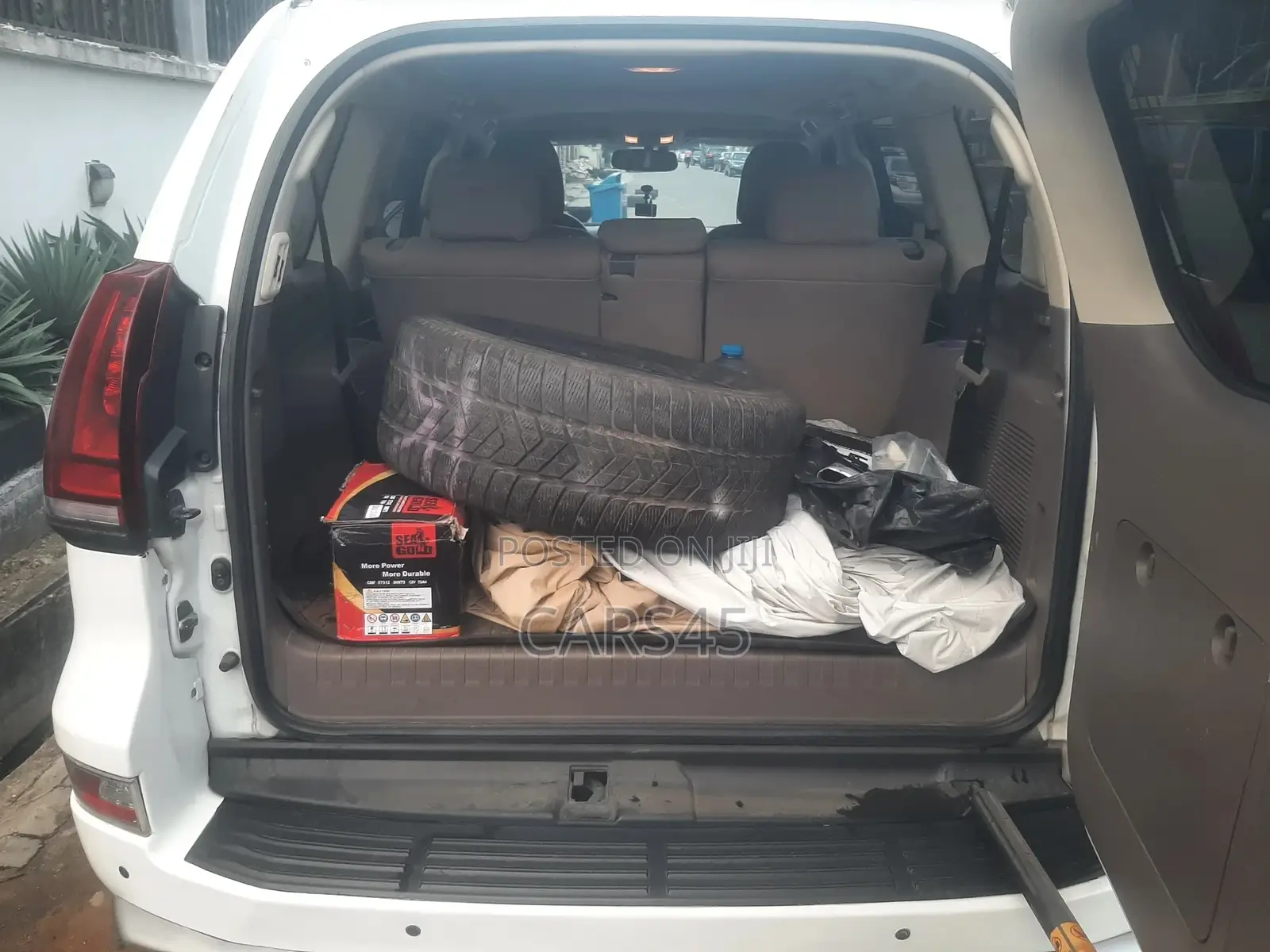 Lexus GX 2014 White