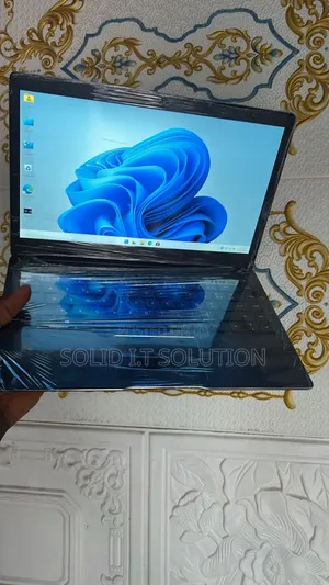 Laptop 4GB Intel Celeron SSD 60GB