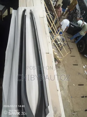 Water Deflector/Wind Screen Chrome for Gle 2022 Coupe