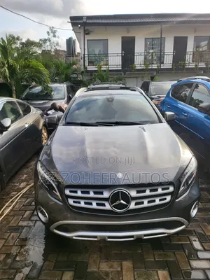Mercedes-Benz GLA 250 2016 Gray