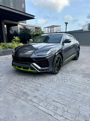 Lamborghini Urus Base 4dr AWD 2020 Gray