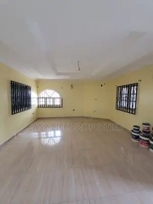 3bdrm Apartment in Kolapo Ishola, Akobo for rent