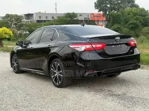 Toyota Camry 2020 Black