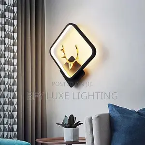 Modern Diamond Frame Led Wall Light With Gold Deer Antlers