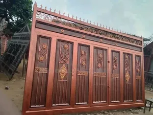 Strong Iron Gate