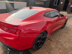 Chevrolet Camaro 2019 Red
