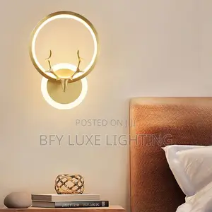Circular Led Wall Light With Gold Deer Antler Accent