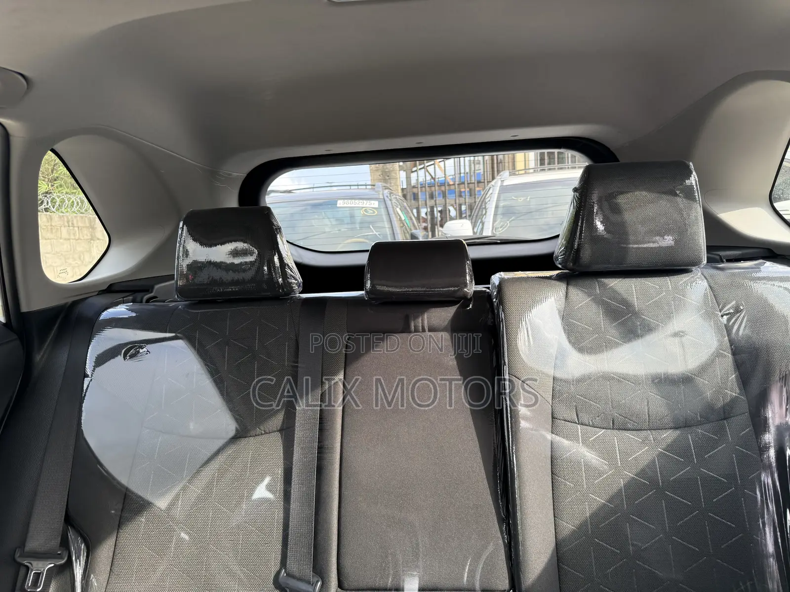 Toyota RAV4 2022 White