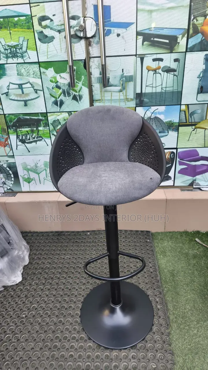 Chairs Side or Bar Stool